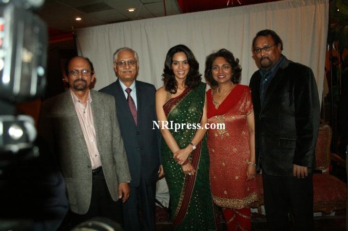 Mallika-Sherawat 113